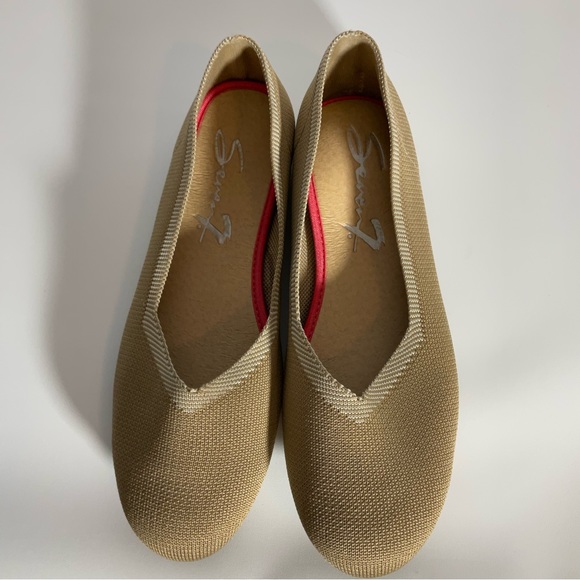 Seven7 Katelyn Tan Slip-On Look-a-Like Rothy’s & Like New Shoe Flats Size 9. - Picture 6 of 13
